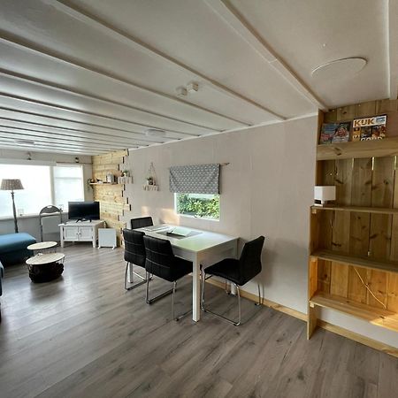 Chalet Friesland H17 - 5 Pers Westergeest エクステリア 写真